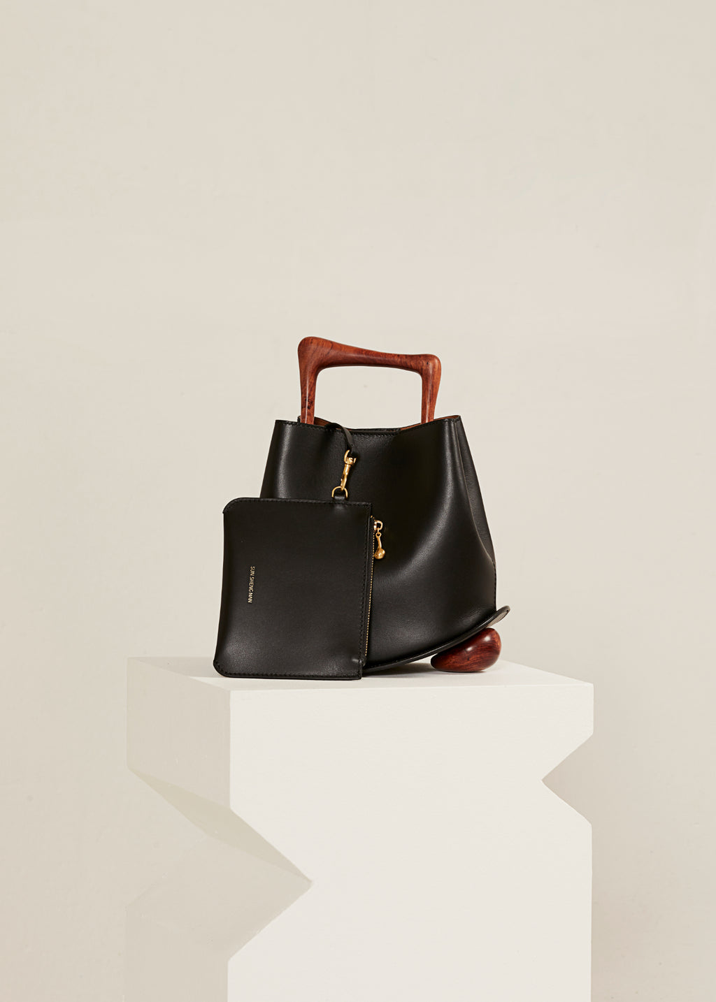 The Quirky Lab Bucket Bag-Playful