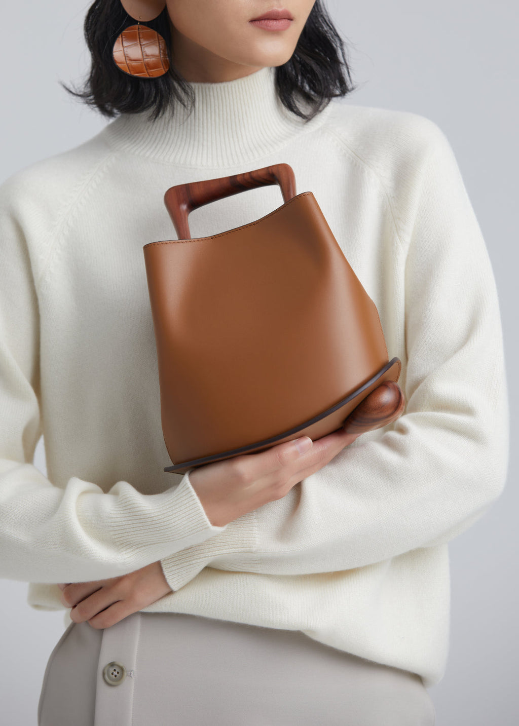 The Quirky Lab Bucket Bag-Playful