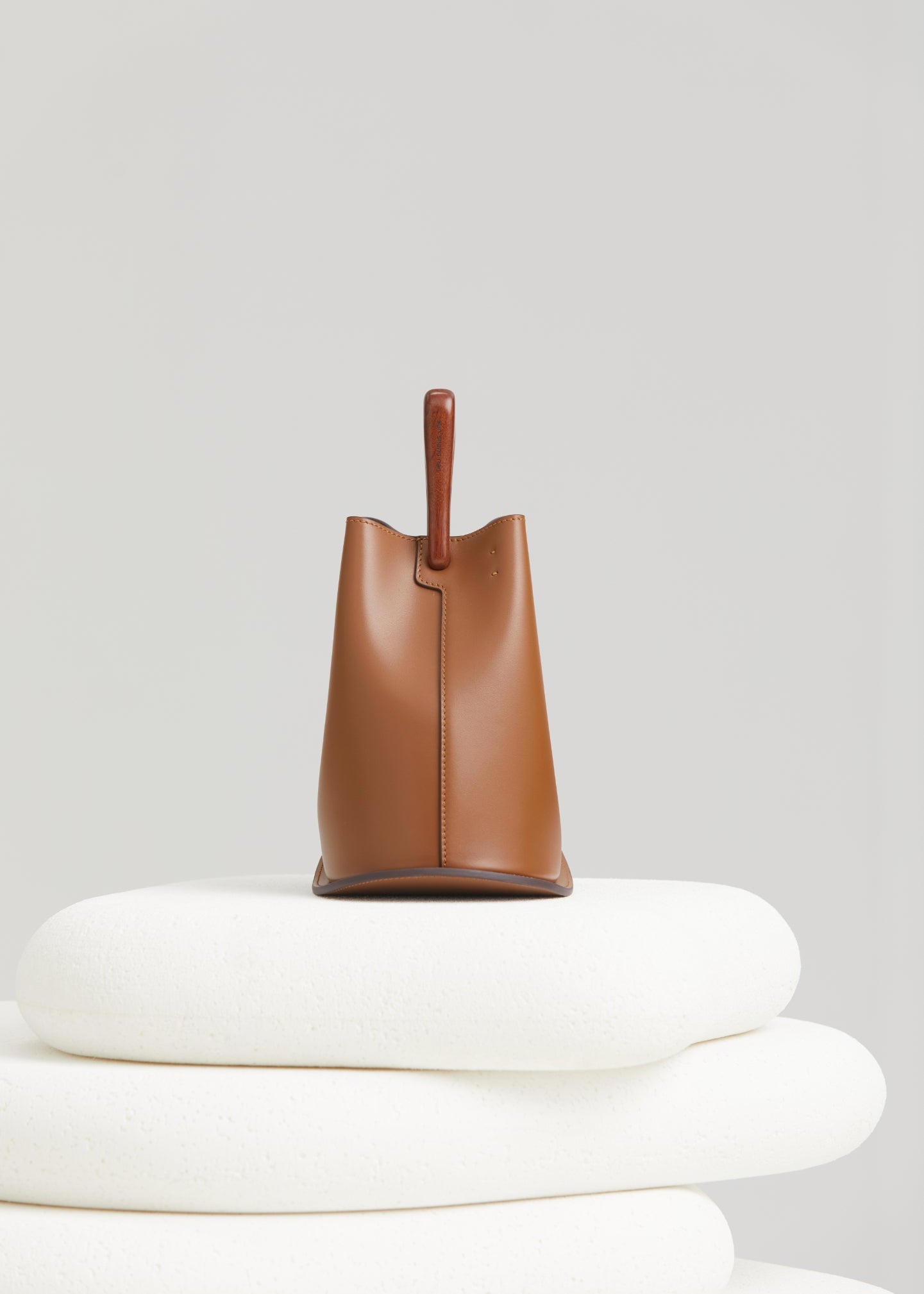 The Quirky Lab Bucket Bag-Playful