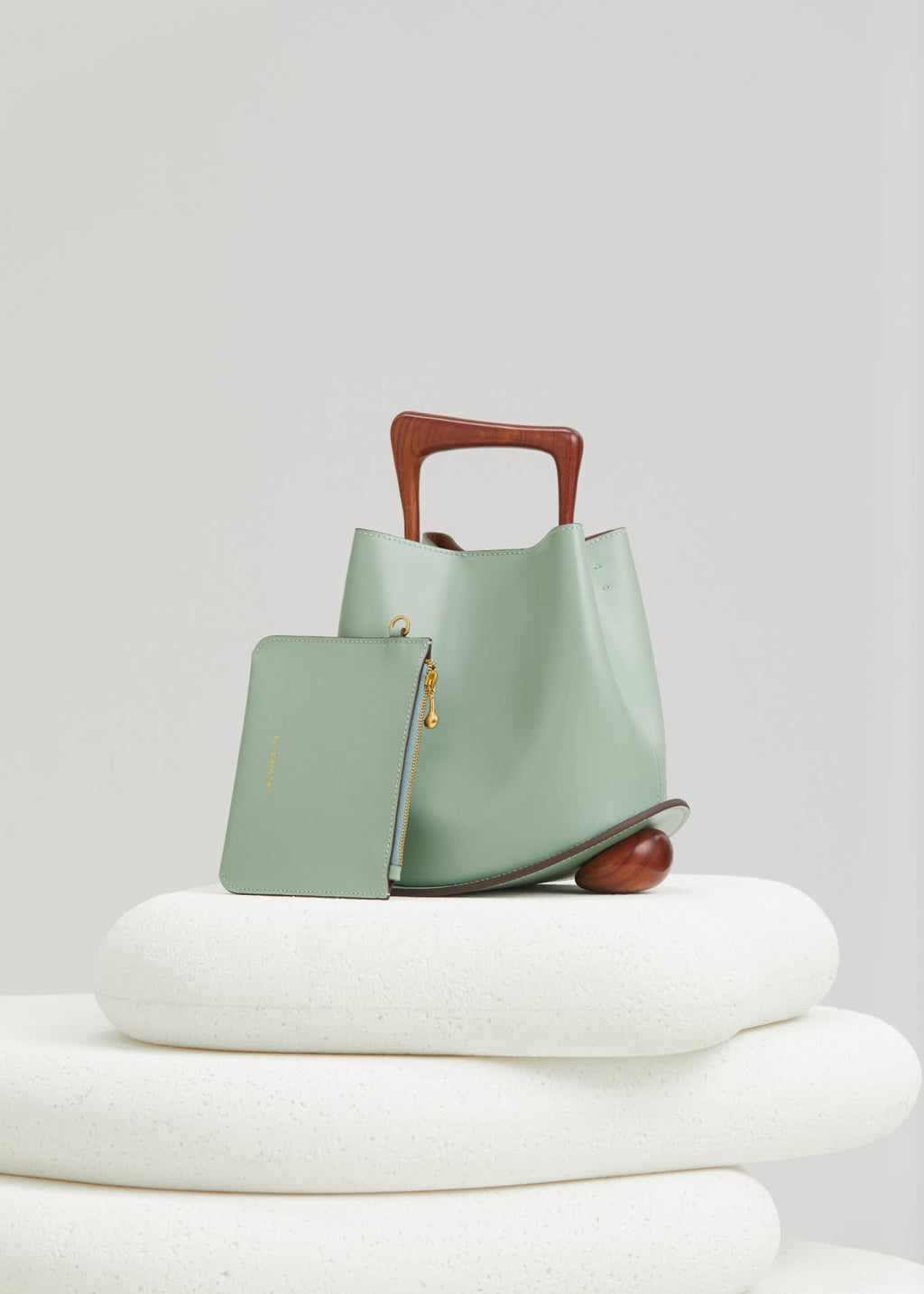 The Quirky Lab Bucket Bag-Playful