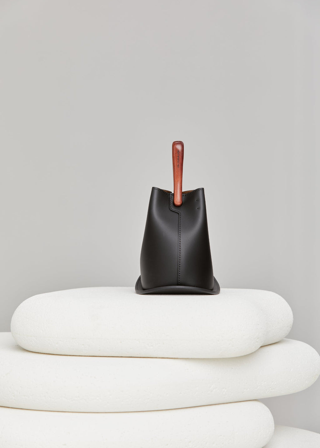 The Quirky Lab Bucket Bag-Playfulmini