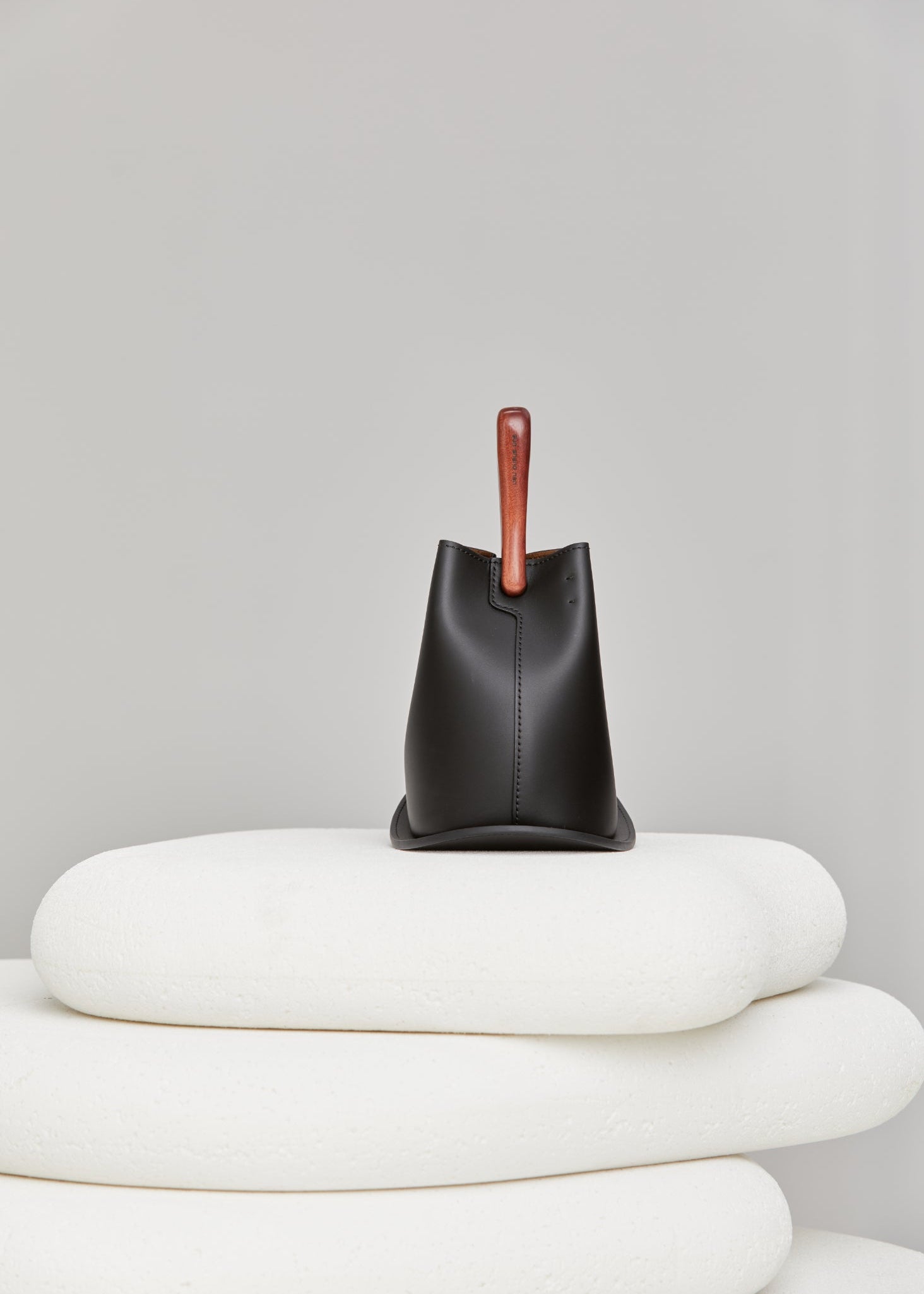 The Quirky Lab Bucket Bag-Playfulmini