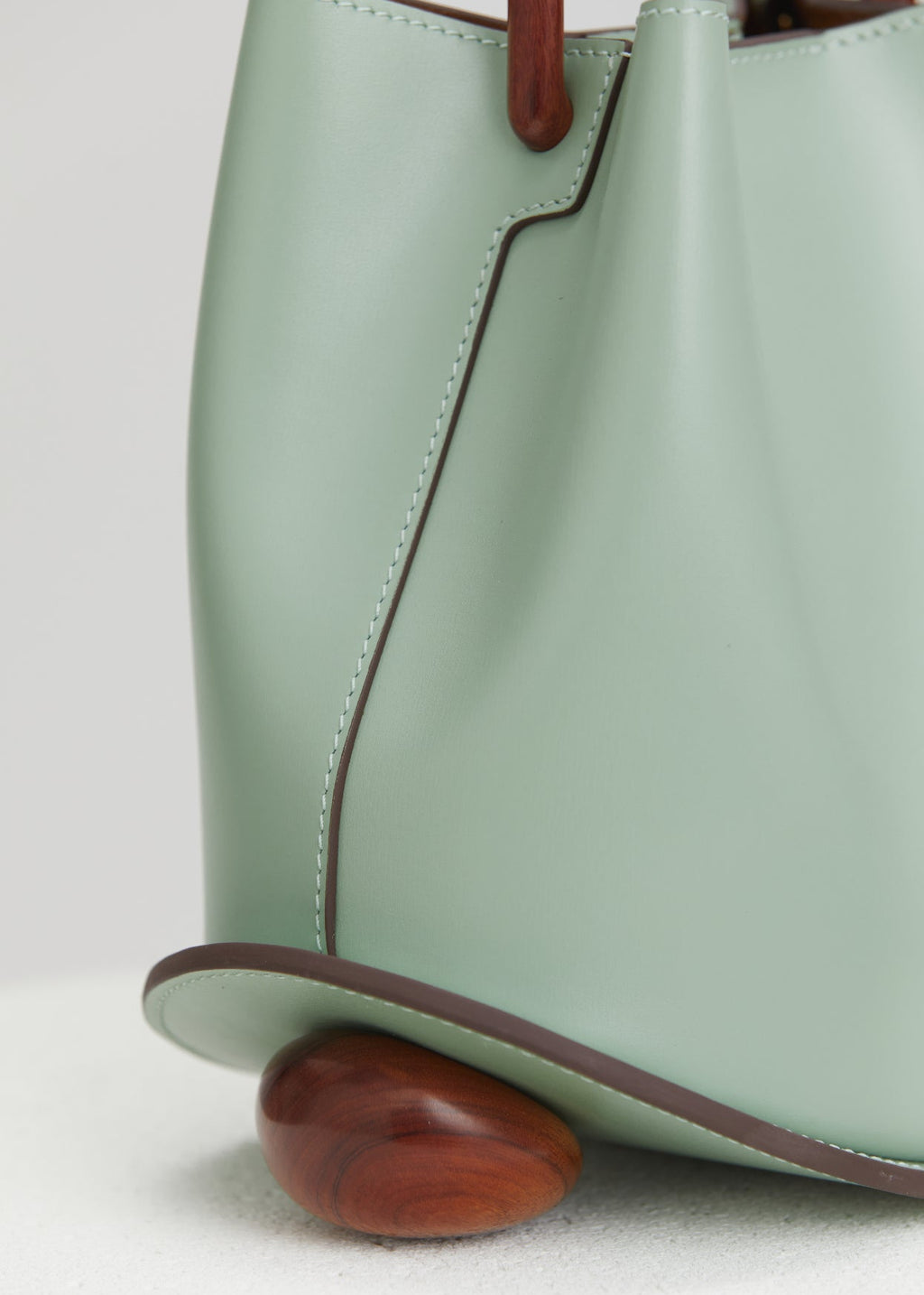 The Quirky Lab Bucket Bag-Playful