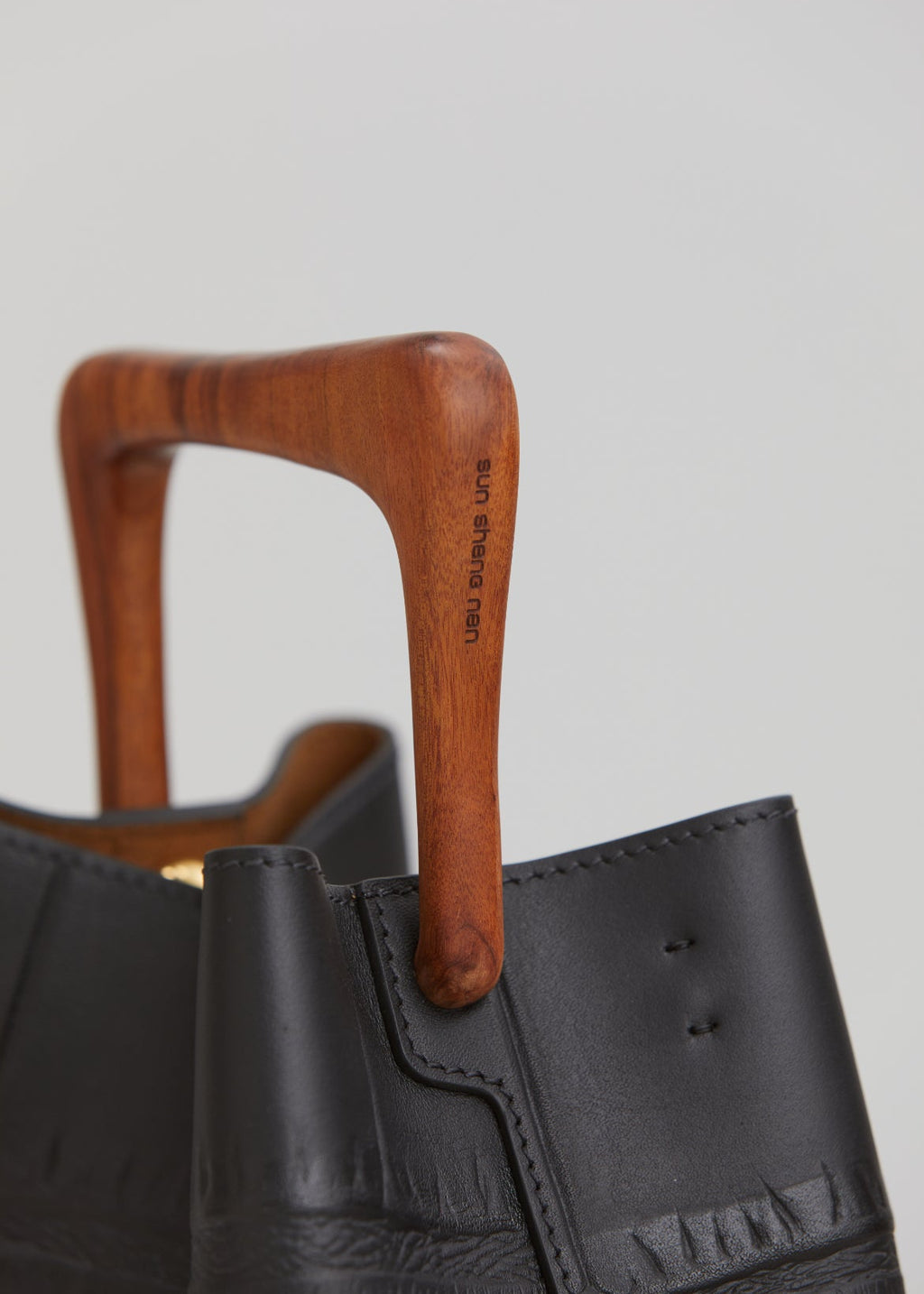 The Quirky Lab Bucket Bag-Playful