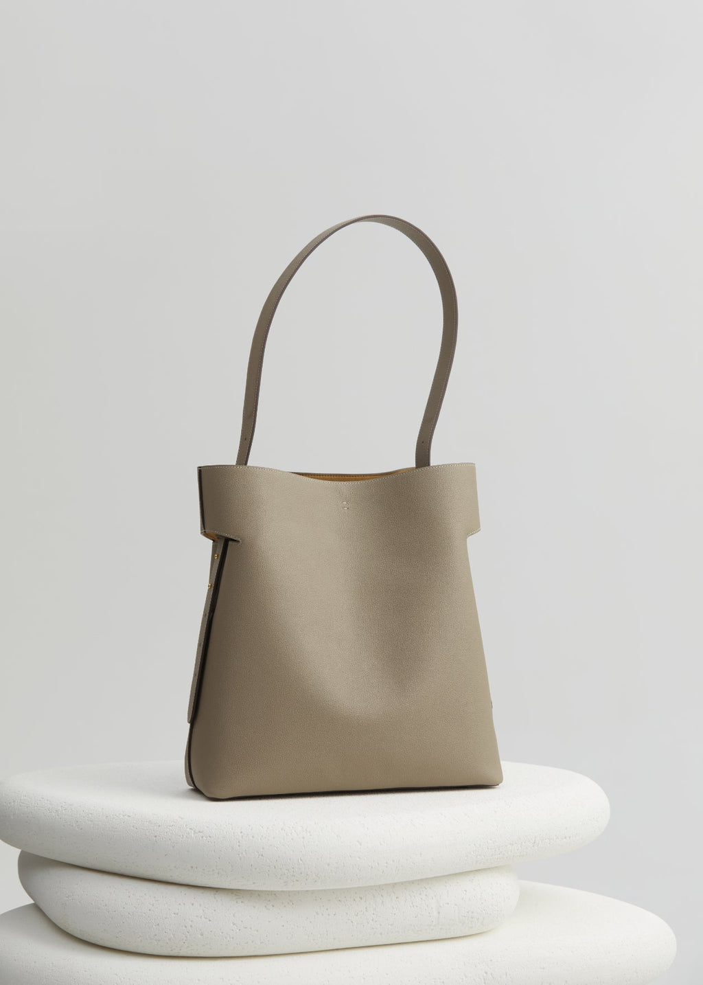 "Qingjin" Series Large Shoulder Bag