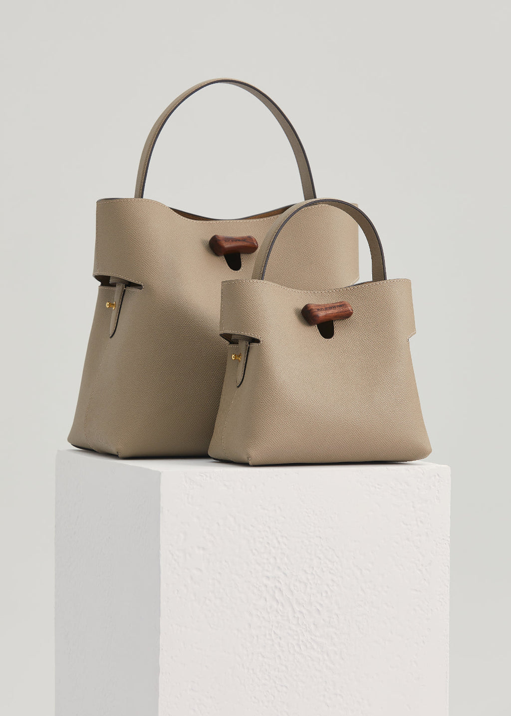 "Qingyi" Series Khaki Tote Bag