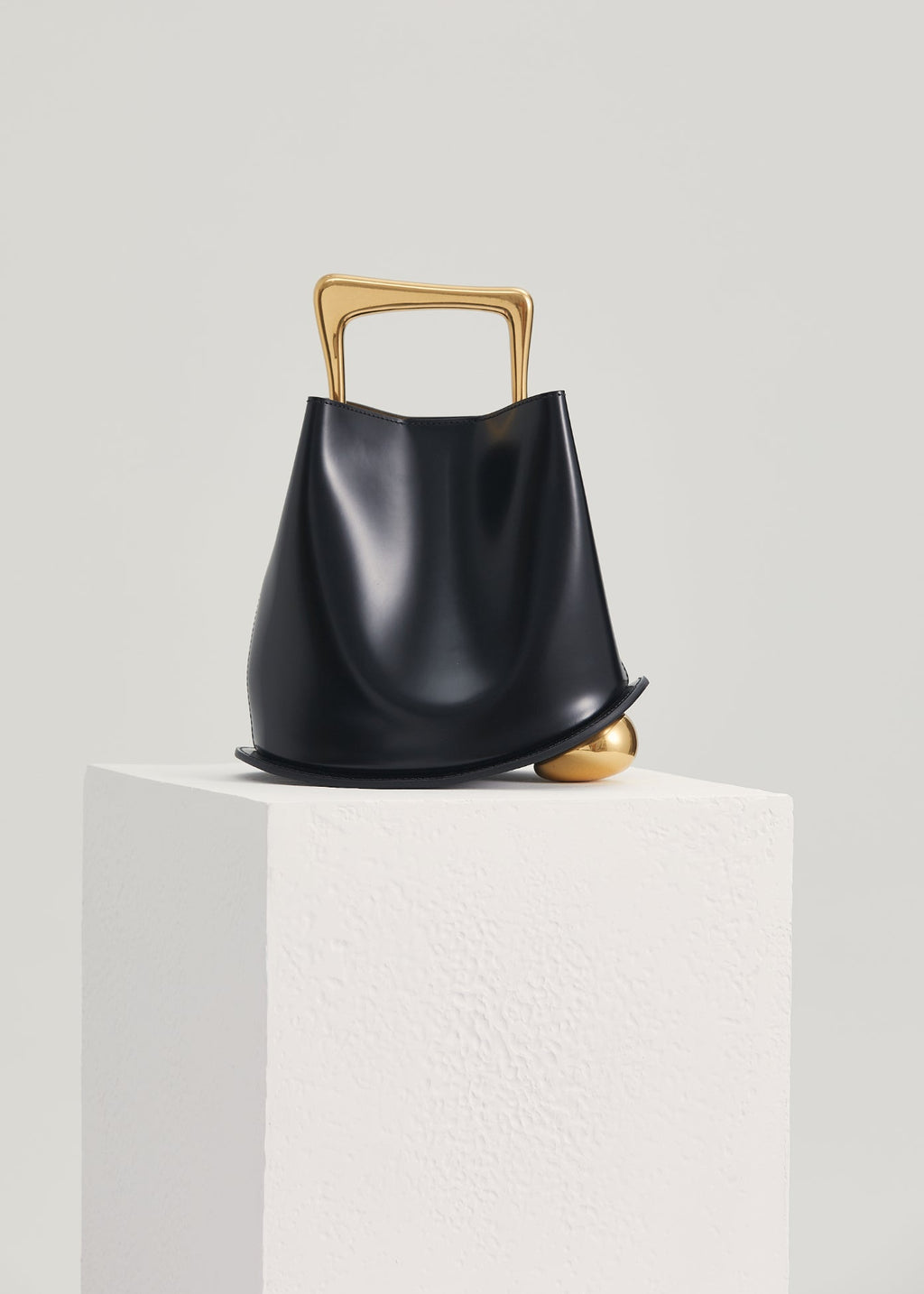 The Quirky Lab Bucket Bag-Playful