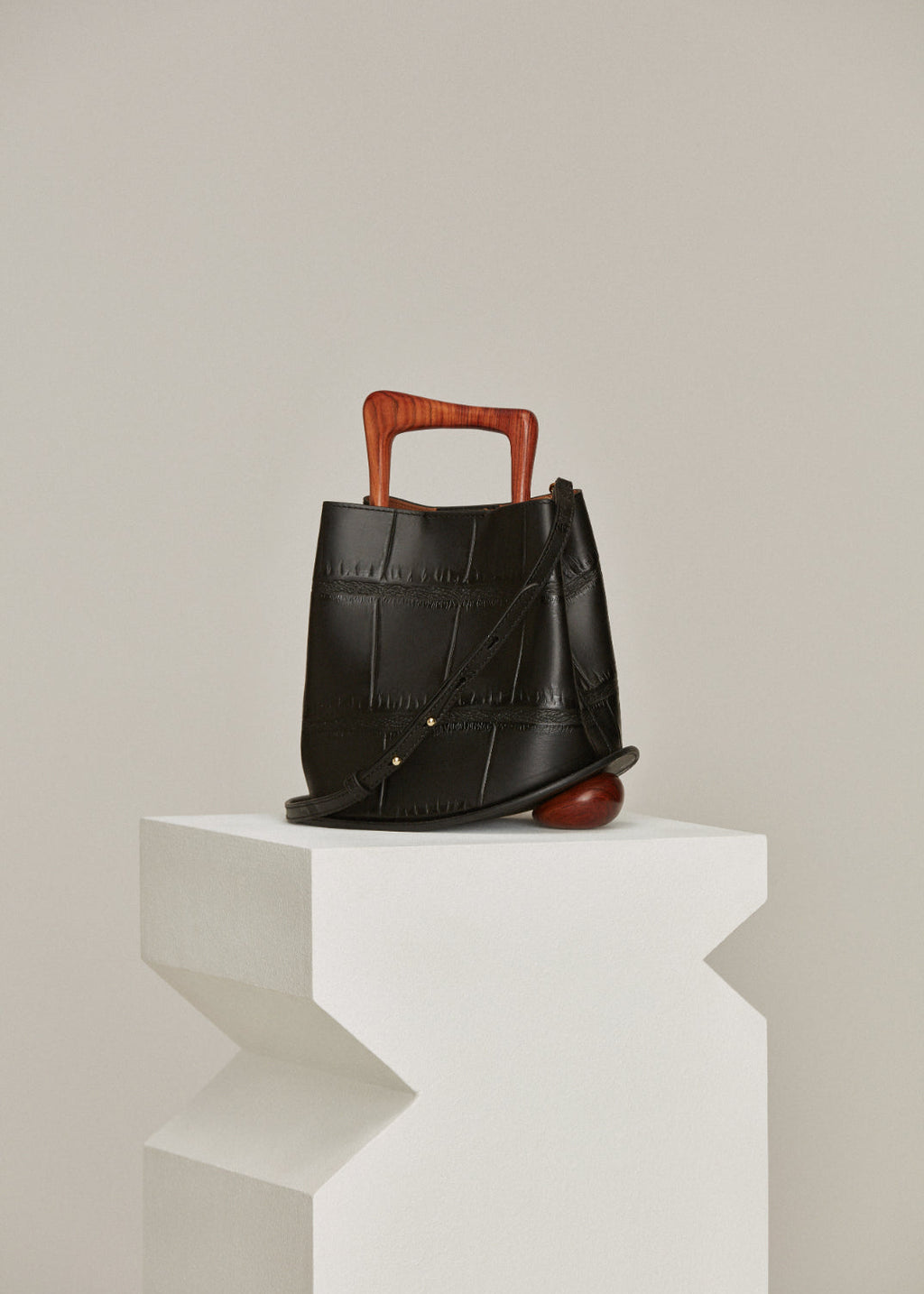 The Quirky Lab Bucket Bag-Playful