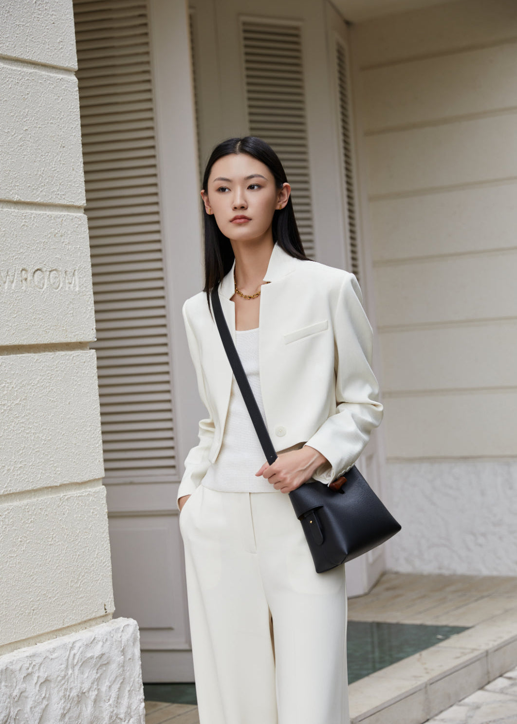 "Qingyi" Series Black Tote Bag