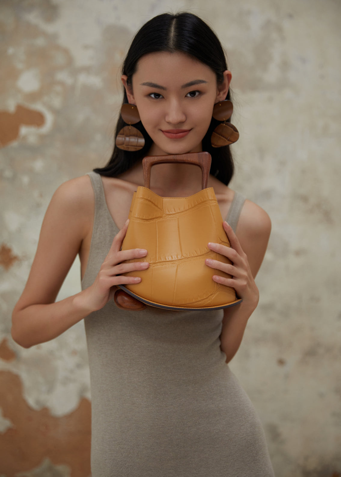 The Quirky Lab Bucket Bag-Playful