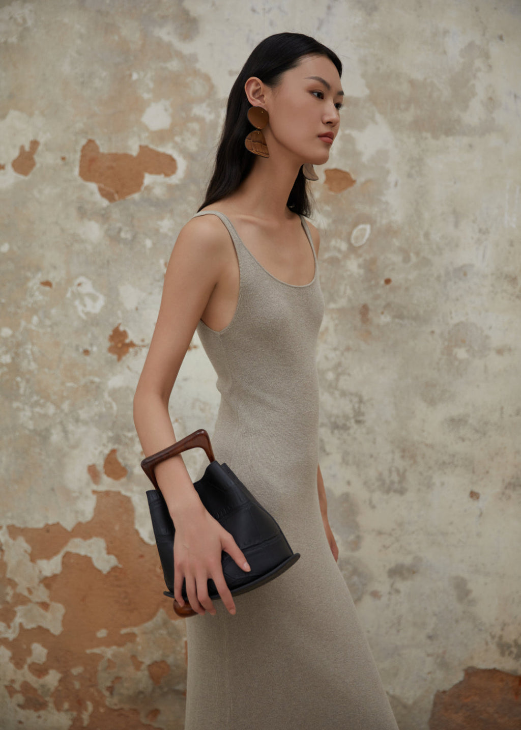 The Quirky Lab Bucket Bag-Playful